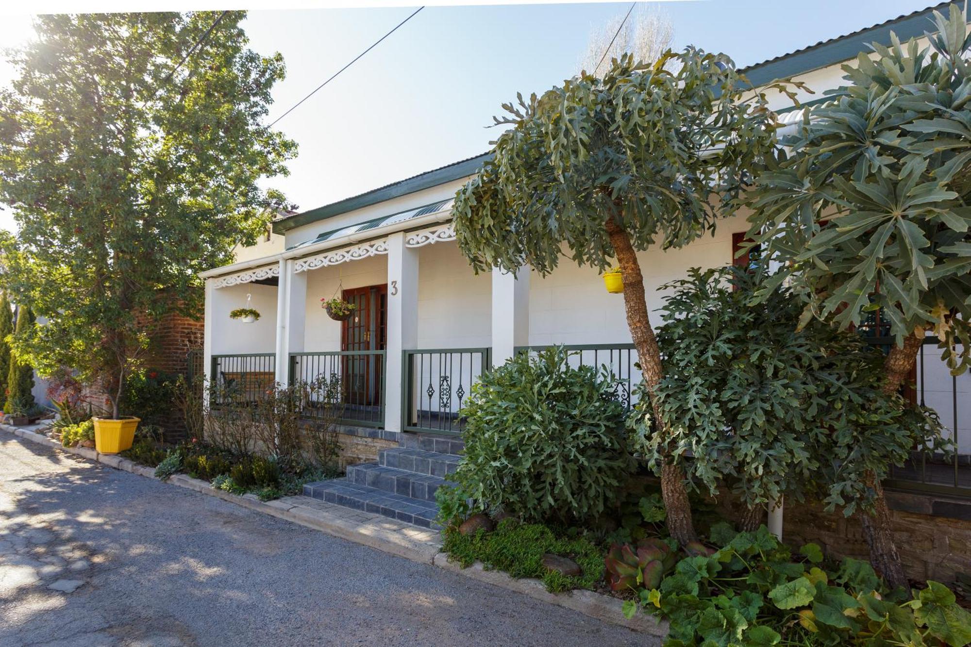 Horse And Mill Guesthouse Colesberg Exterior photo