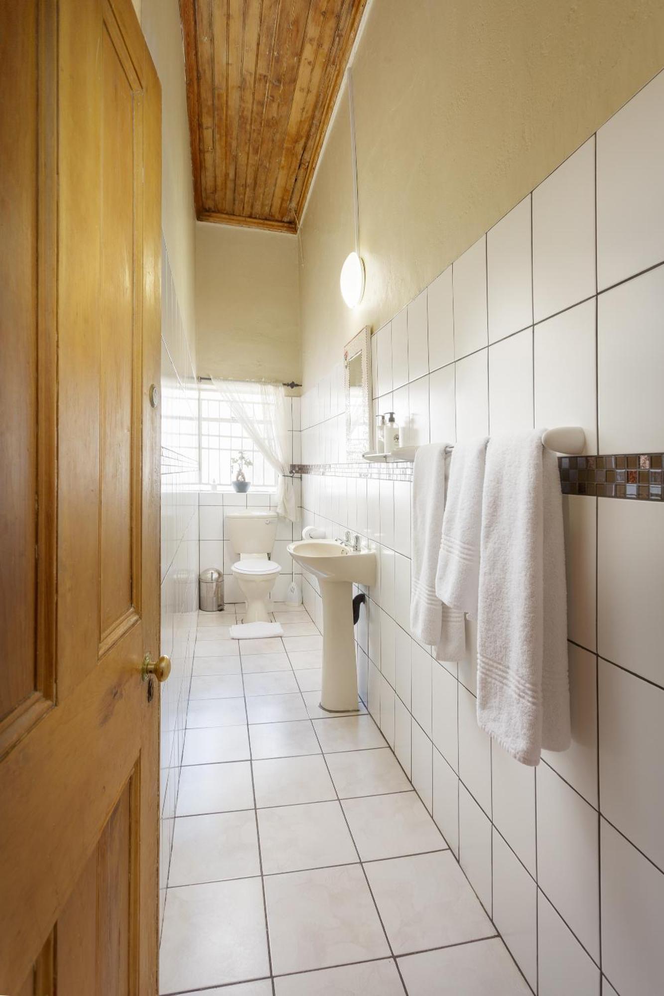 Horse And Mill Guesthouse Colesberg Exterior photo